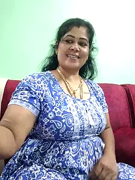 Snapshot of tamilaruvi chatting on April 18, 7:07 pm tamilaruvi online show from April 18, 7:07 pm