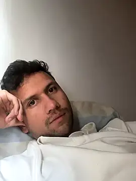 Michaell Spinelly online show from November 26, 7:48 pm