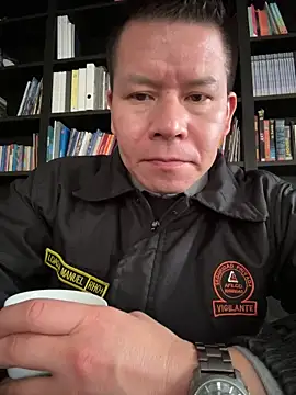 Snapshot of Manu0586 chatting on October 25, 11:51 am Manu0586 online show from October 25, 11:51 am