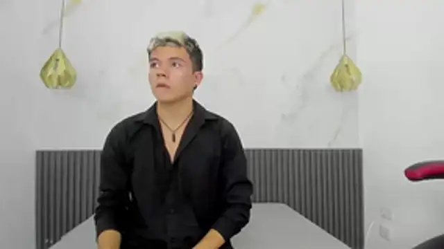 Snapshot of AndyFame1 chatting on February 7, 6:22 pm AndyFame1 online show from February 7, 6:22 pm