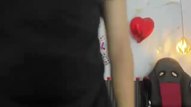 Snapshot of AndyFame1 chatting on February 25, 6:28 pm AndyFame1 online show from February 25, 6:28 pm