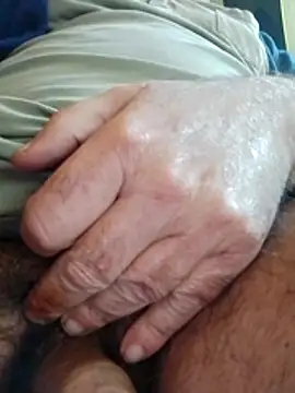 Snapshot of ozmilanoshow chatting on November 28, 7:22 am ozmilanoshow online show from November 28, 7:22 am