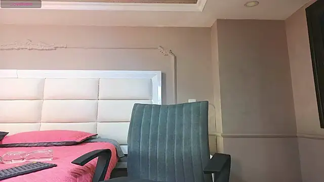 CharlesBrown  online show from October 28, 11:25 am