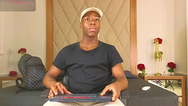Snapshot of CharlesBrown_ chatting on May 29, 7:23 pm CharlesBrown online show from May 29, 7:23 pm