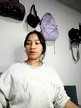 violettaa millerss online show from March 17, 11:52 pm