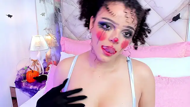 LilBoonew online show from October 31, 12:28 pm