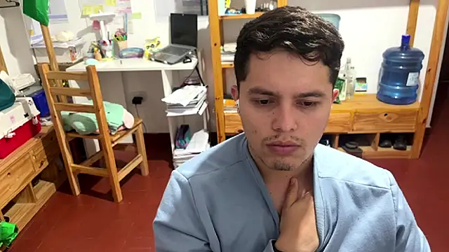 Haustin202 online show from November 9, 3:16 am