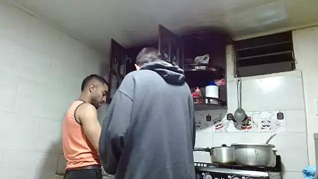 Snapshot of Maiki_Foxx chatting on November 20, 2:01 am Maiki Foxx online show from November 20, 2:01 am