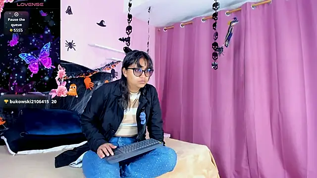 Azul Moon online show from October 20, 3:40 am