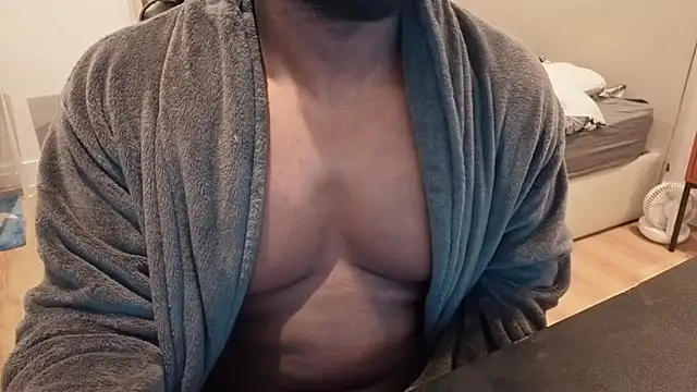 Snapshot of BBCThomas1231 chatting on January 8, 6:32 pm BBCThomas1231 online show from January 8, 6:32 pm