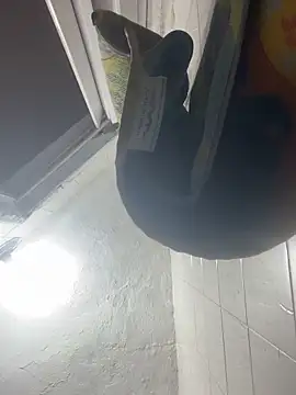 Snapshot of freedmar chatting on November 16, 1:06 pm freedmar online show from November 16, 1:06 pm