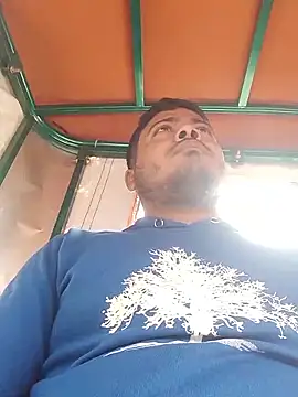 CatchingBouquet online show from February 3, 4:10 am