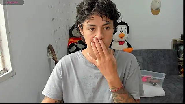 natt op online show from April 17, 3:37 pm