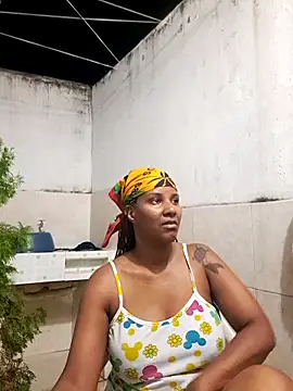 Snapshot of VikysDavis chatting on February 24, 2:09 am VikysDavis online show from February 24, 2:09 am