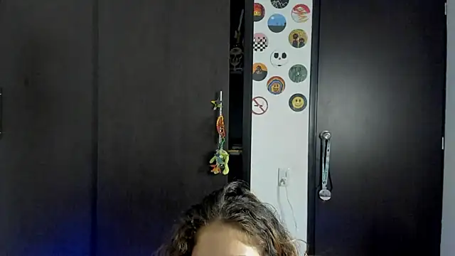 Snapshot of star_shooting8 chatting on October 18, 10:54 pm star shooting8 online show from October 18, 10:54 pm