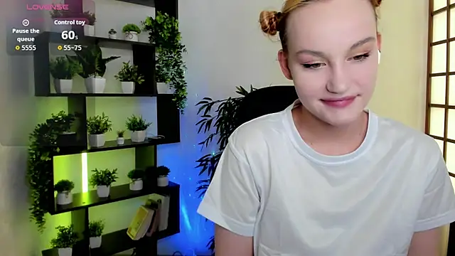 Ida FaneStain online show from April 2, 8:45 am