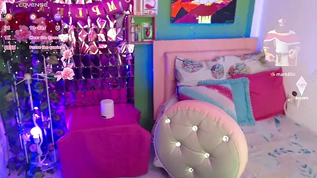 Snapshot of katherinnyazz chatting on November 9, 7:34 pm katherinnyazz online show from November 9, 7:34 pm