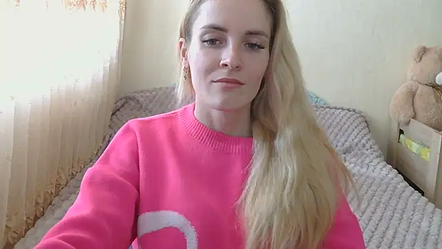 JayeTyler online show from April 28, 5:45 am