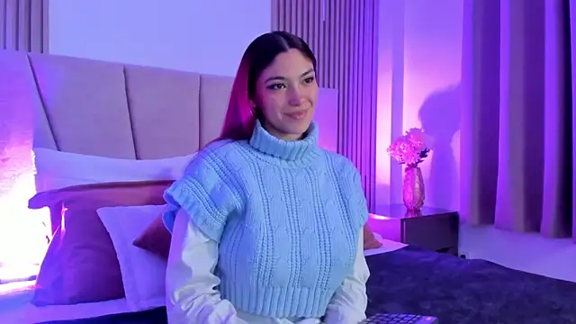 Victoria Beaumont online show from November 14, 11:42 am