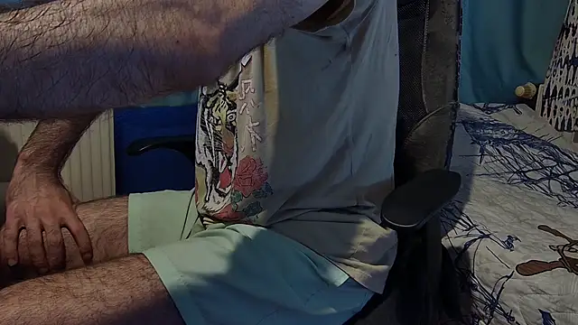 flydirty online show from June 25, 10:09 am
