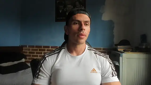 Snapshot of justinkarter chatting on June 4, 5:30 pm justinkarter online show from June 4, 5:30 pm