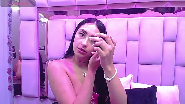 Issabela Mackey  online show from January 9, 3:53 am