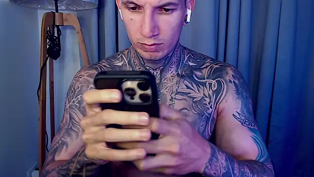 Shane Clay online show from October 13, 1:55 pm