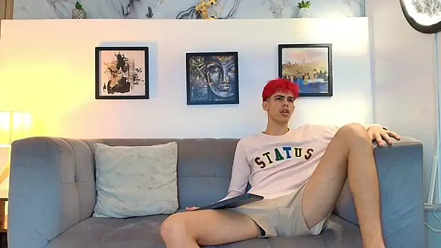 TWINKS FRIENDS online show from May 21, 1:29 pm