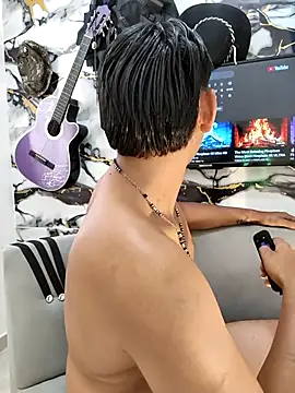 Hiroshi Shen online show from April 16, 3:02 pm