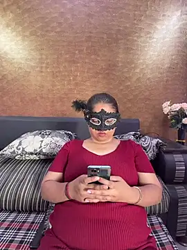 Snapshot of Iampriyaaa15 chatting on July 13, 7:55 am Iampriyaaa15 online show from July 13, 7:55 am