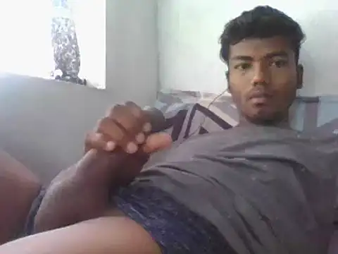 Snapshot of young_dickkk chatting on November 23, 5:40 am young dickkk online show from November 23, 5:40 am