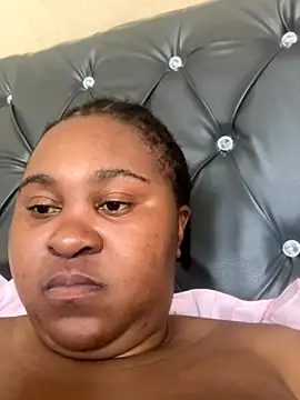 Snapshot of ChubbyAssyiyer chatting on October 27, 9:57 am ChubbyAssyiyer online show from October 27, 9:57 am