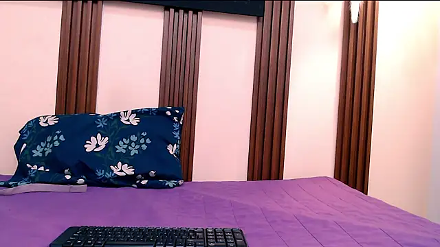 kimberly18cute online show from January 11, 12:48 am