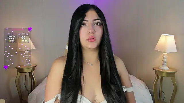 Snapshot of alessiafiore_ chatting on September 25, 2:10 pm alessiafiore online show from September 25, 2:10 pm