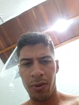 Snapshot of piterrr_hot chatting on December 14, 3:01 am piterrr hot online show from December 14, 3:01 am