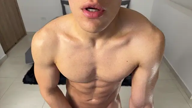 Maxx Lancaster online show from March 31, 3:01 pm