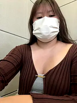 Snapshot of ariel_613 chatting on October 20, 10:59 am ariel 613 online show from October 20, 10:59 am