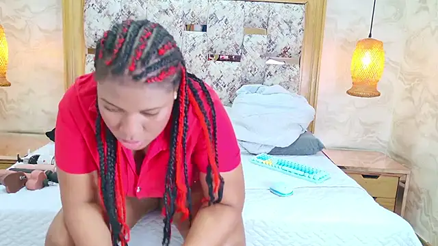 ZOLEY WATSON online show from November 25, 3:06 am