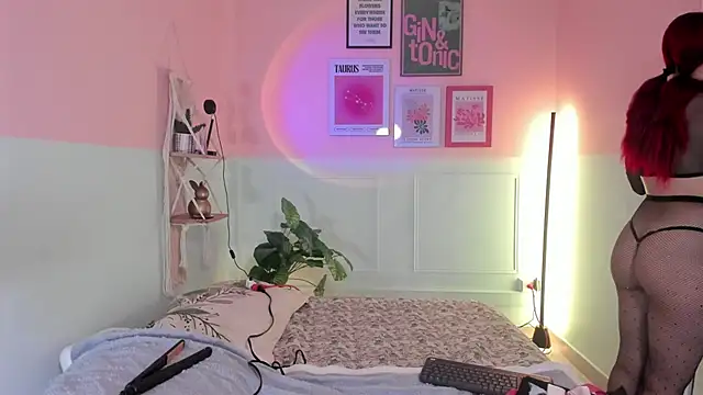 Camila Rivers online show from October 28, 12:09 pm