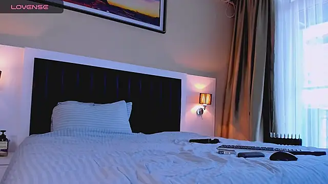 Snapshot of marrenaa chatting on November 6, 8:04 am marrenaa online show from November 6, 8:04 am