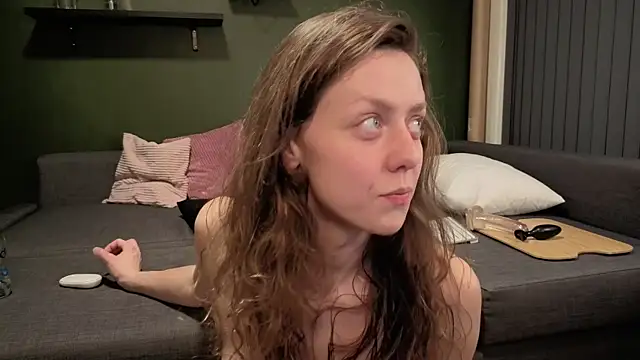 Snapshot of Eveline_Beauty_Kitty chatting on March 3, 9:31 pm Eveline Beauty Kitty online show from March 3, 9:31 pm