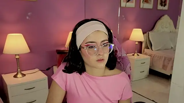 LiLLiAnderson online show from November 6, 11:44 am