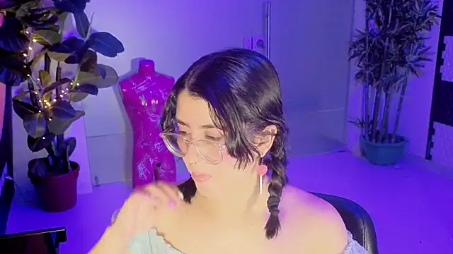 LiLLiAnderson online show from February 9, 11:47 am