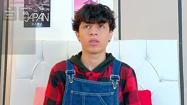 Axel  Evans online show from November 17, 12:33 pm