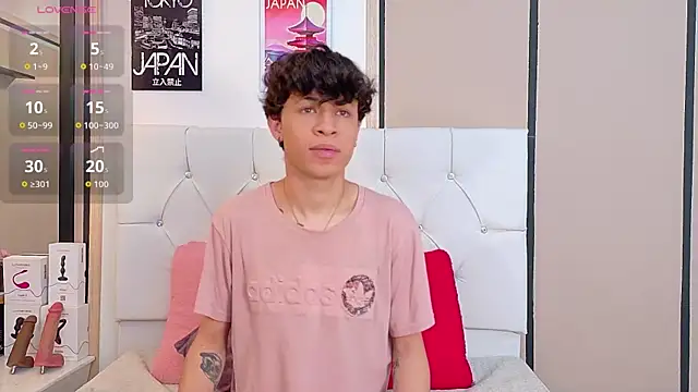 Axel  Evans online show from November 24, 12:38 pm