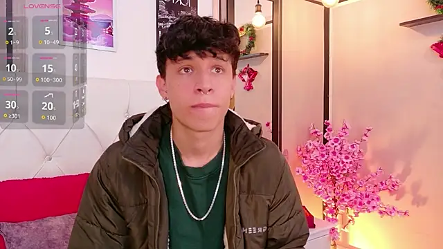 Axel  Evans online show from January 14, 12:33 pm