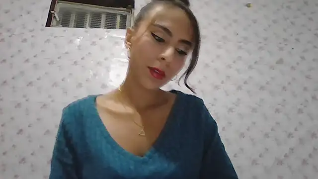 Roselingalvis13 online show from April 9, 2:44 am