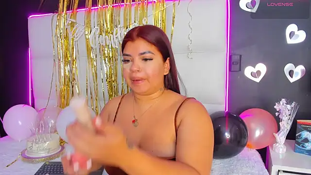Snapshot of Gigi_duran chatting on April 28, 1:27 pm Gigi duran online show from April 28, 1:27 pm