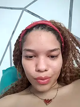 ChloeRaviss online show from October 16, 12:39 pm