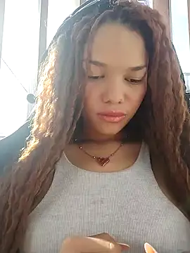 ChloeRaviss online show from October 19, 12:39 pm